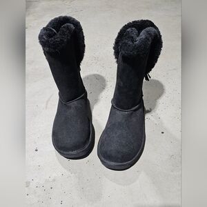 Women's Arozina Black Suede Boots